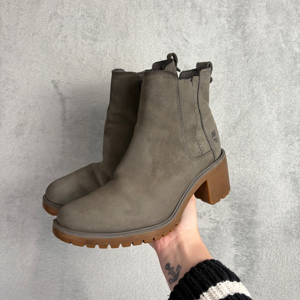 Timberland Chelsea Boots Grey Nubuck Leather Womens 8.5 Chunky Lug Sole Avery
